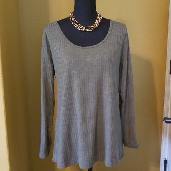 ❤ LuLaRoe Lynnae! - Picture 5 of 5